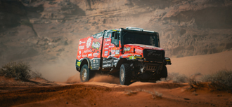 InstaForex loprais team photo